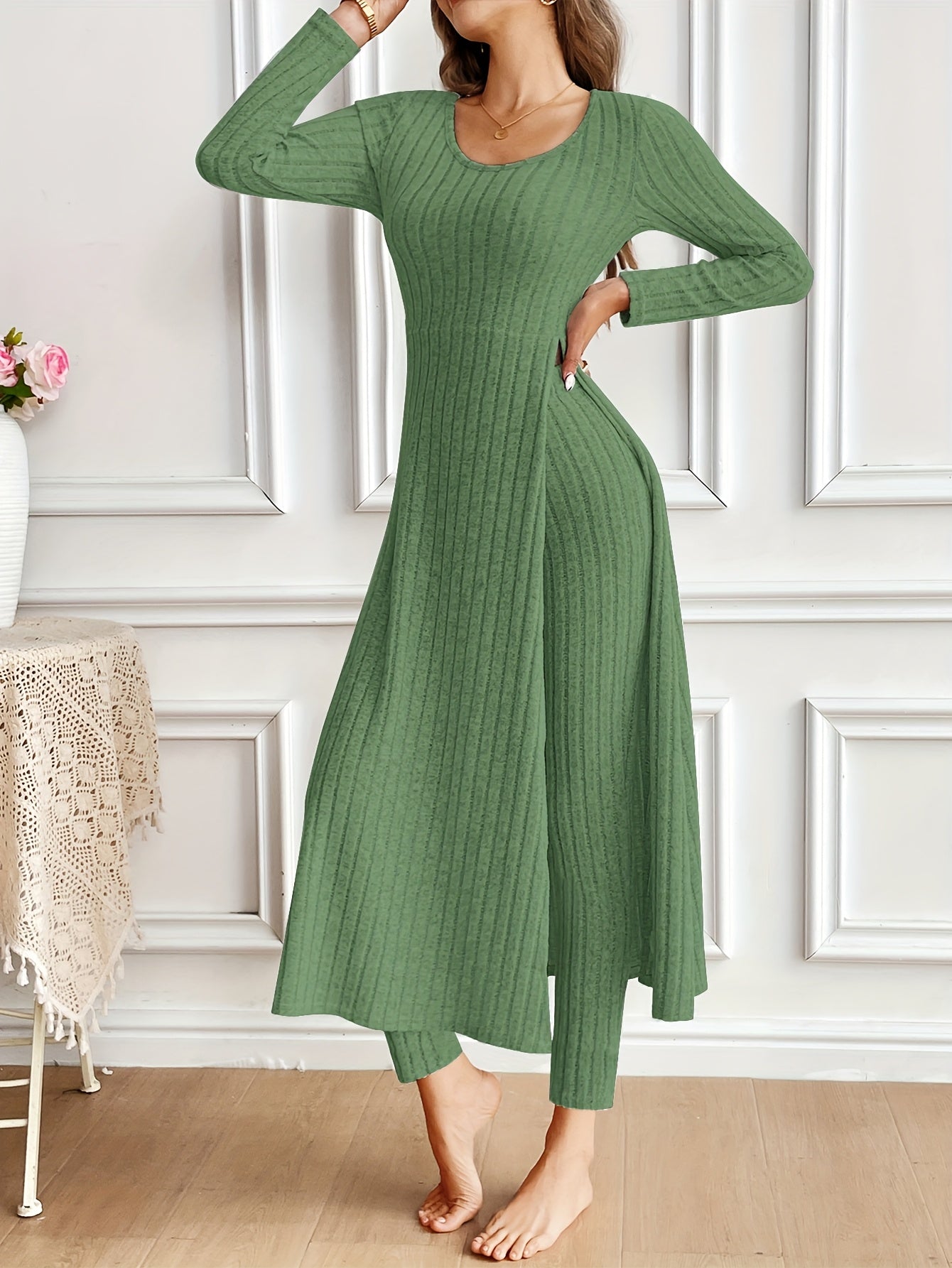 Two-piece Set of Long-sleeved Ribbed Top and Pants for Women
