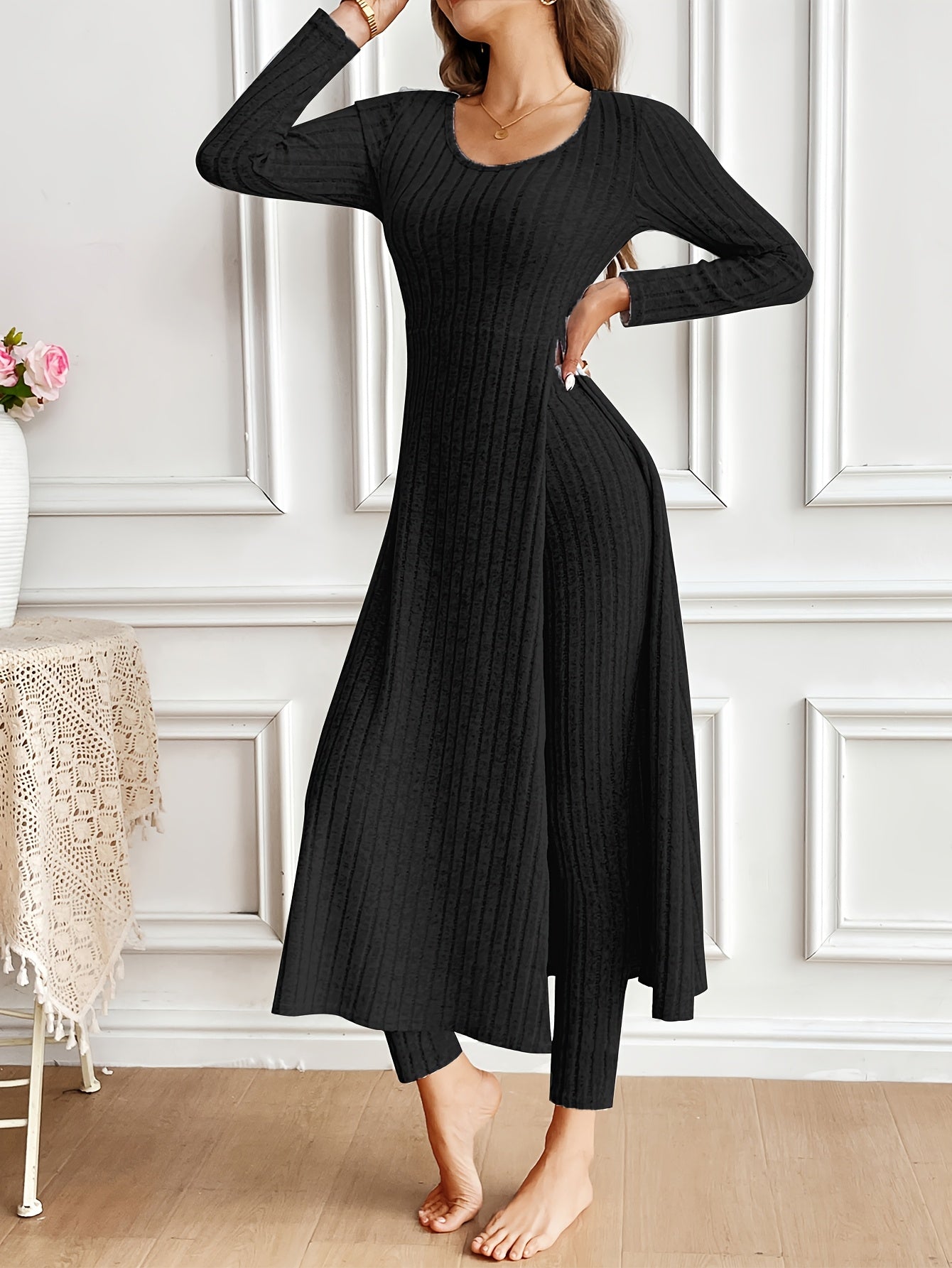 Two-piece Set of Long-sleeved Ribbed Top and Pants for Women