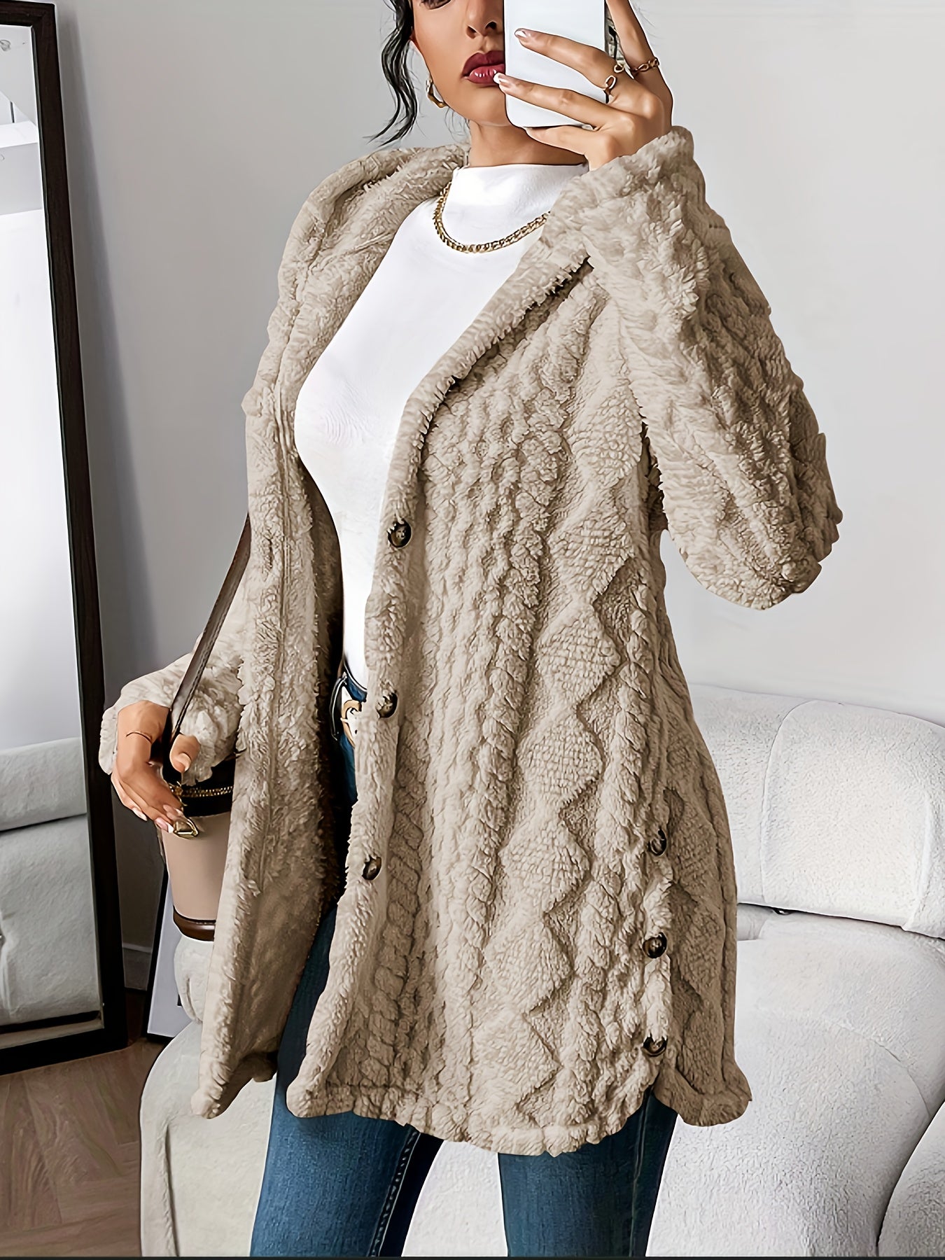 Plush Elegance – Hooded Jacquard Coat