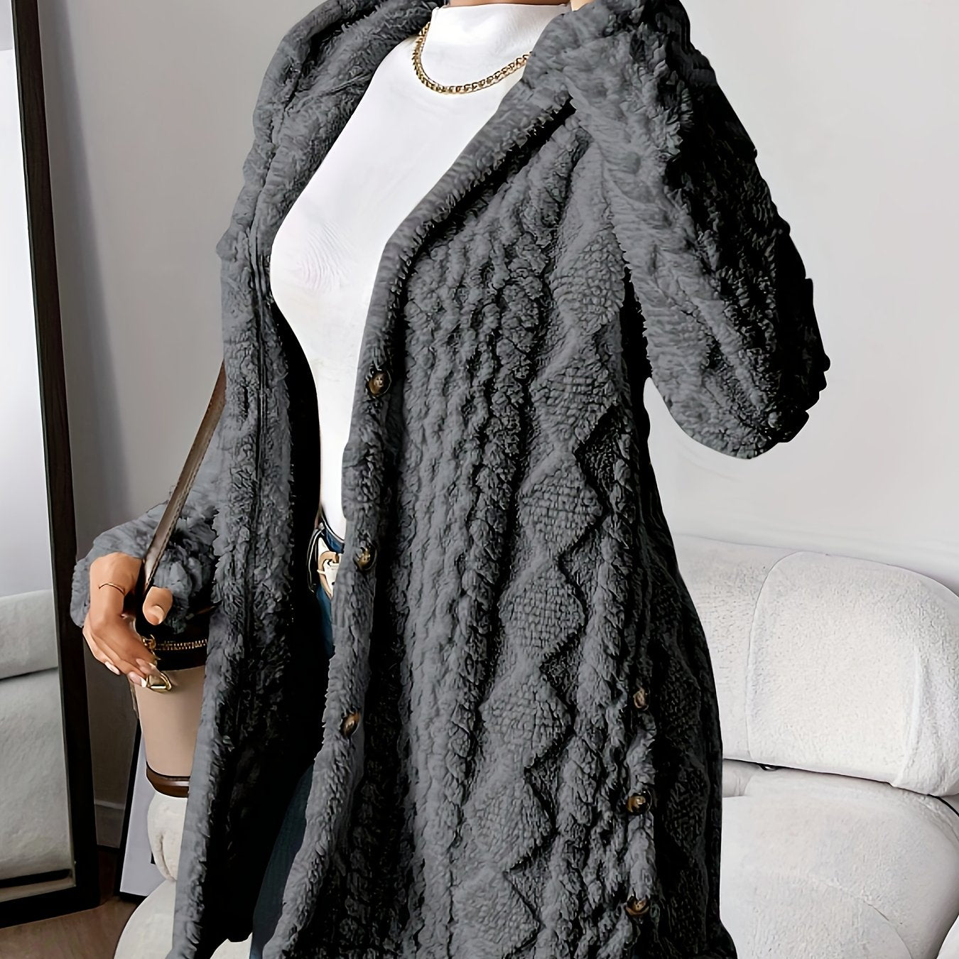 Plush Elegance – Hooded Jacquard Coat