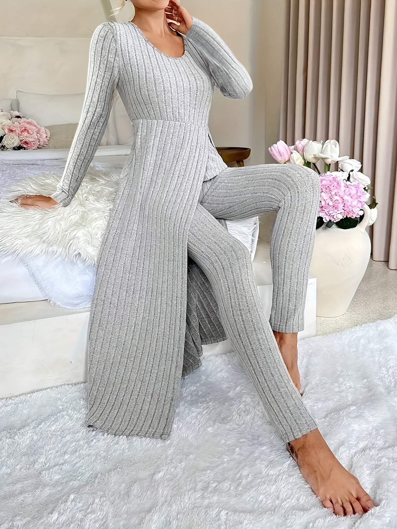 Two-piece Set of Long-sleeved Ribbed Top and Pants for Women