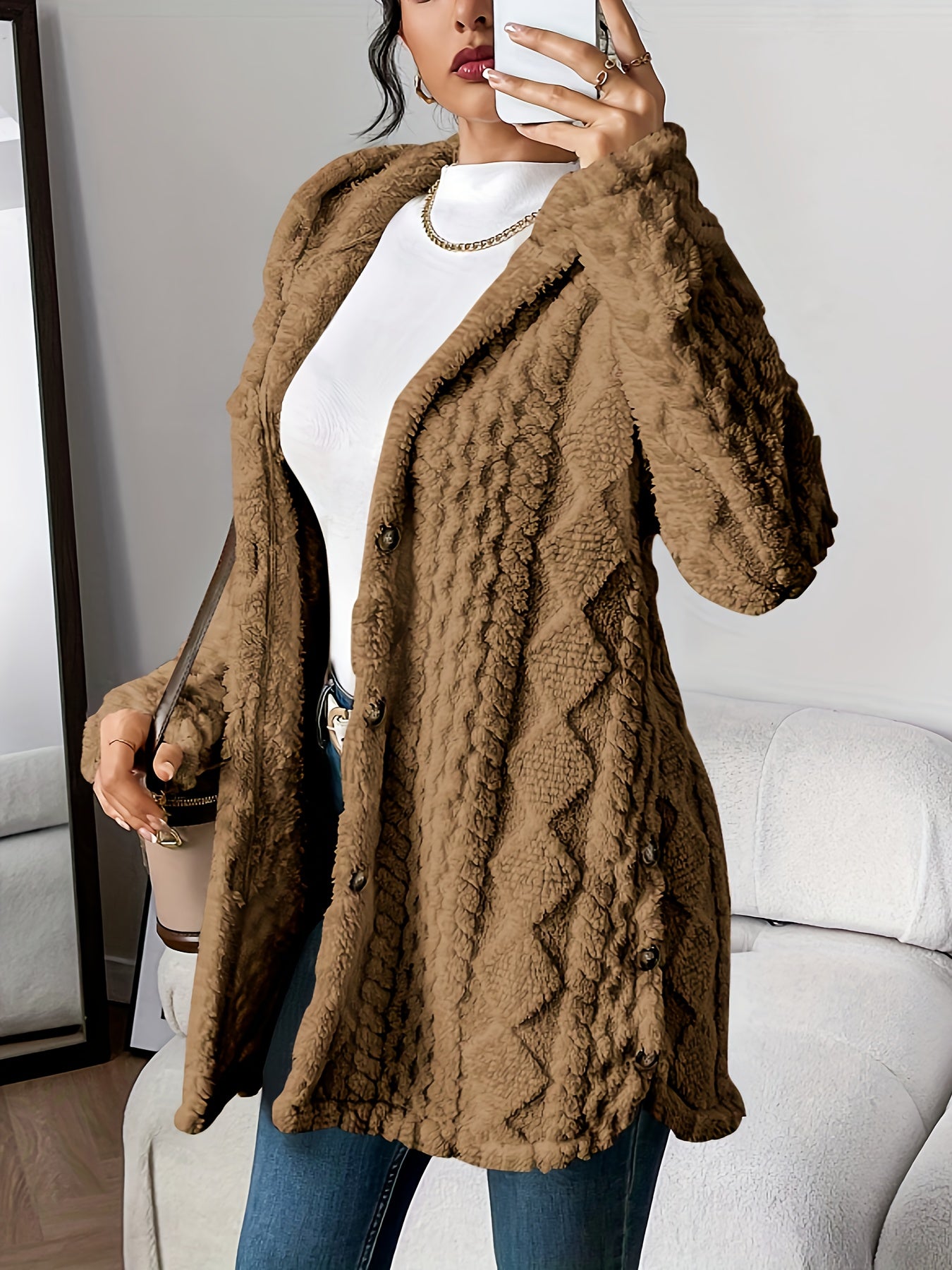 Plush Elegance – Hooded Jacquard Coat